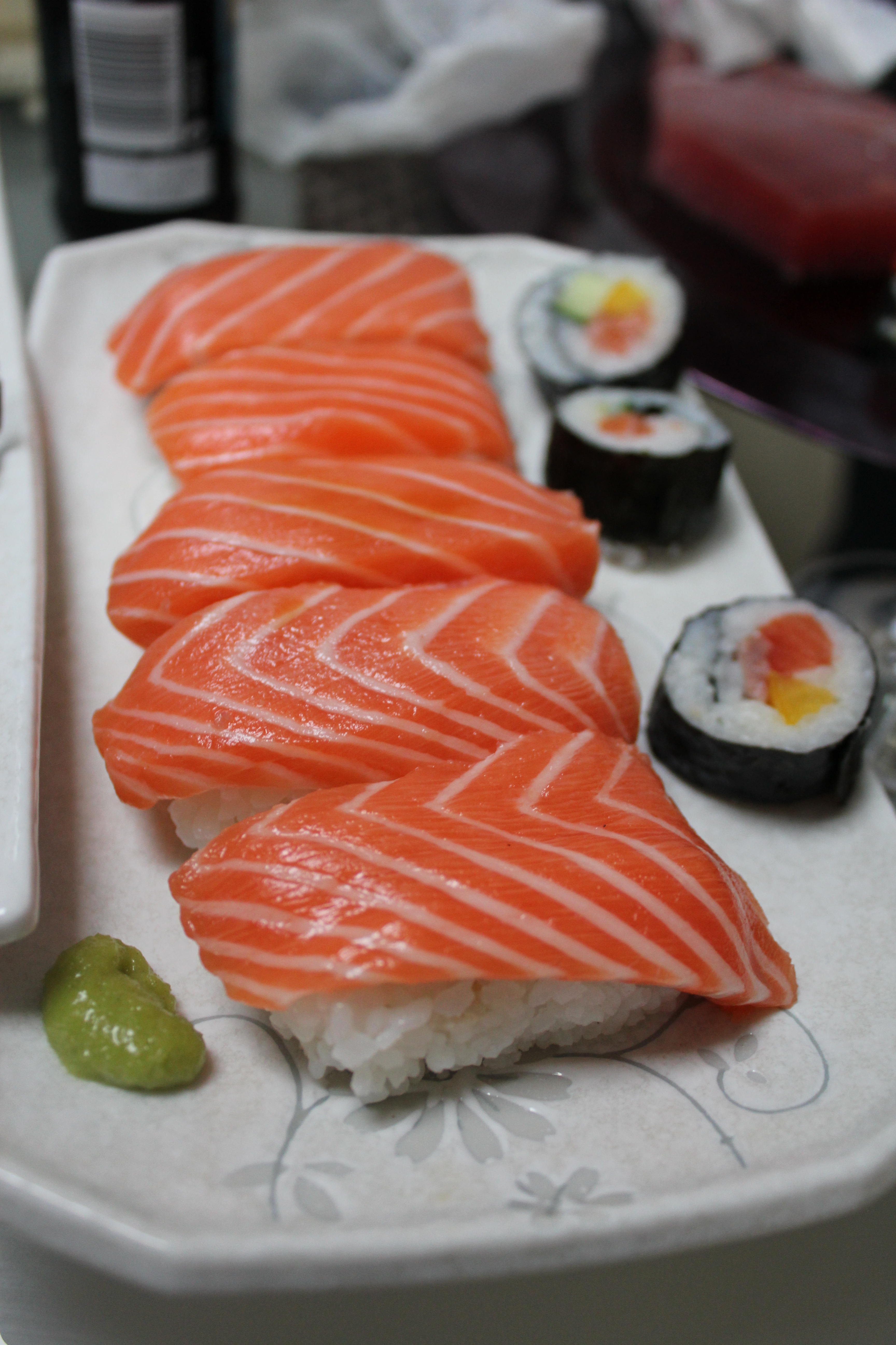 Sushi salmon nigiri