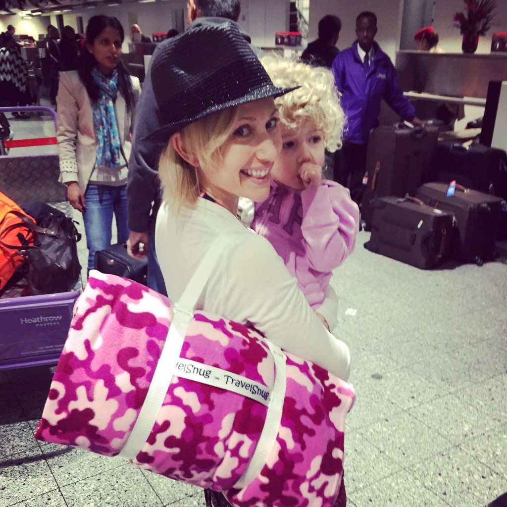 Wander Mum at the airport using Travelsnug