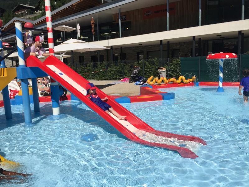 Kids play area at Morzine outdoor pool