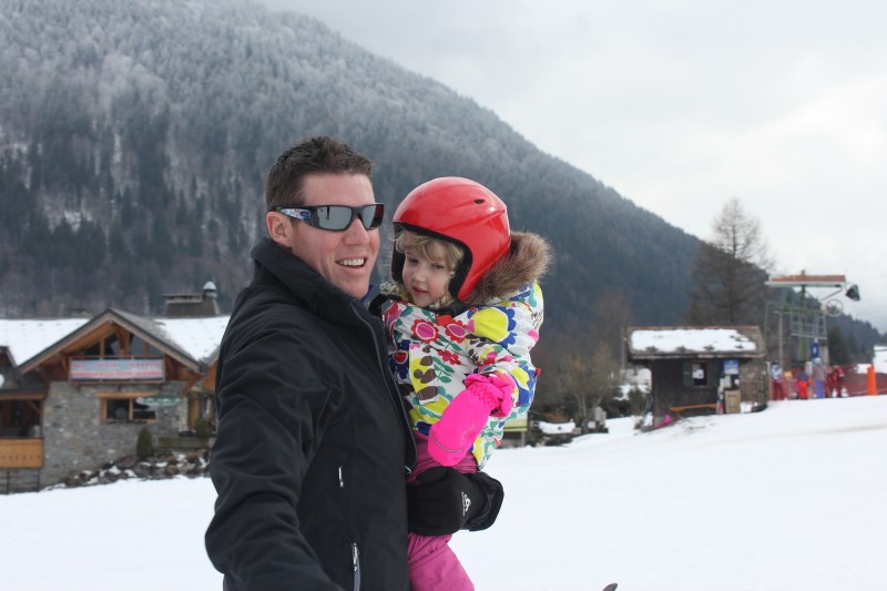 Mrs T and daddy embark on the first ski lesson 
