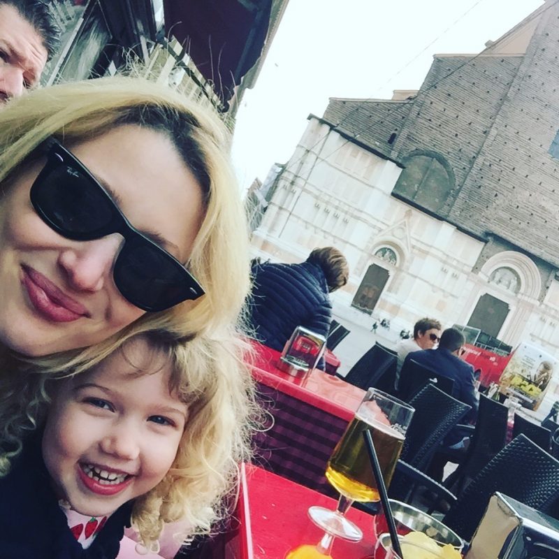 Wander Mum and Mrs T in Piazza Maggiore, Bologna