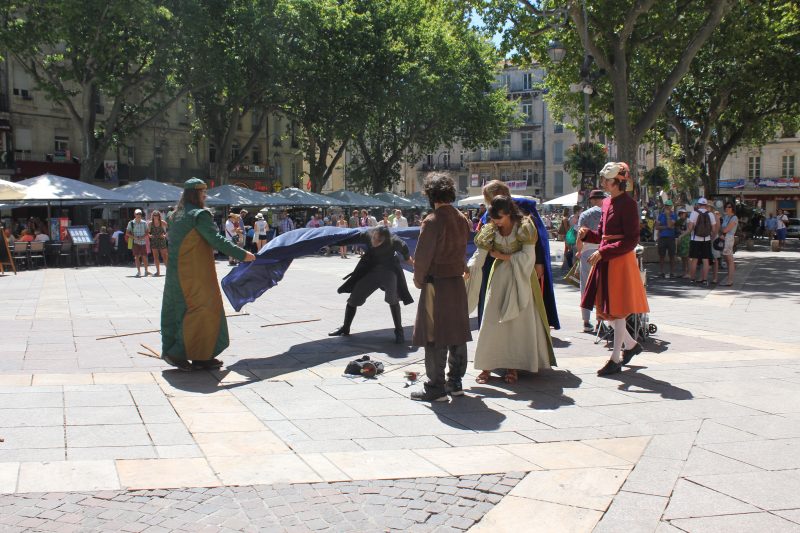 Street performers at Avignon Festival, France
