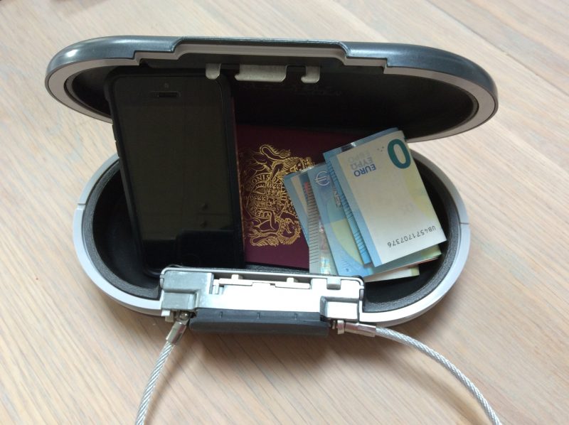 Portable safe to keep valuables safe on holiday