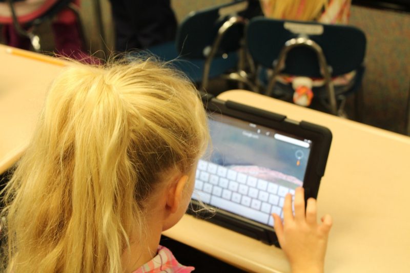 Keeping Children safe online and on tablets and ipads