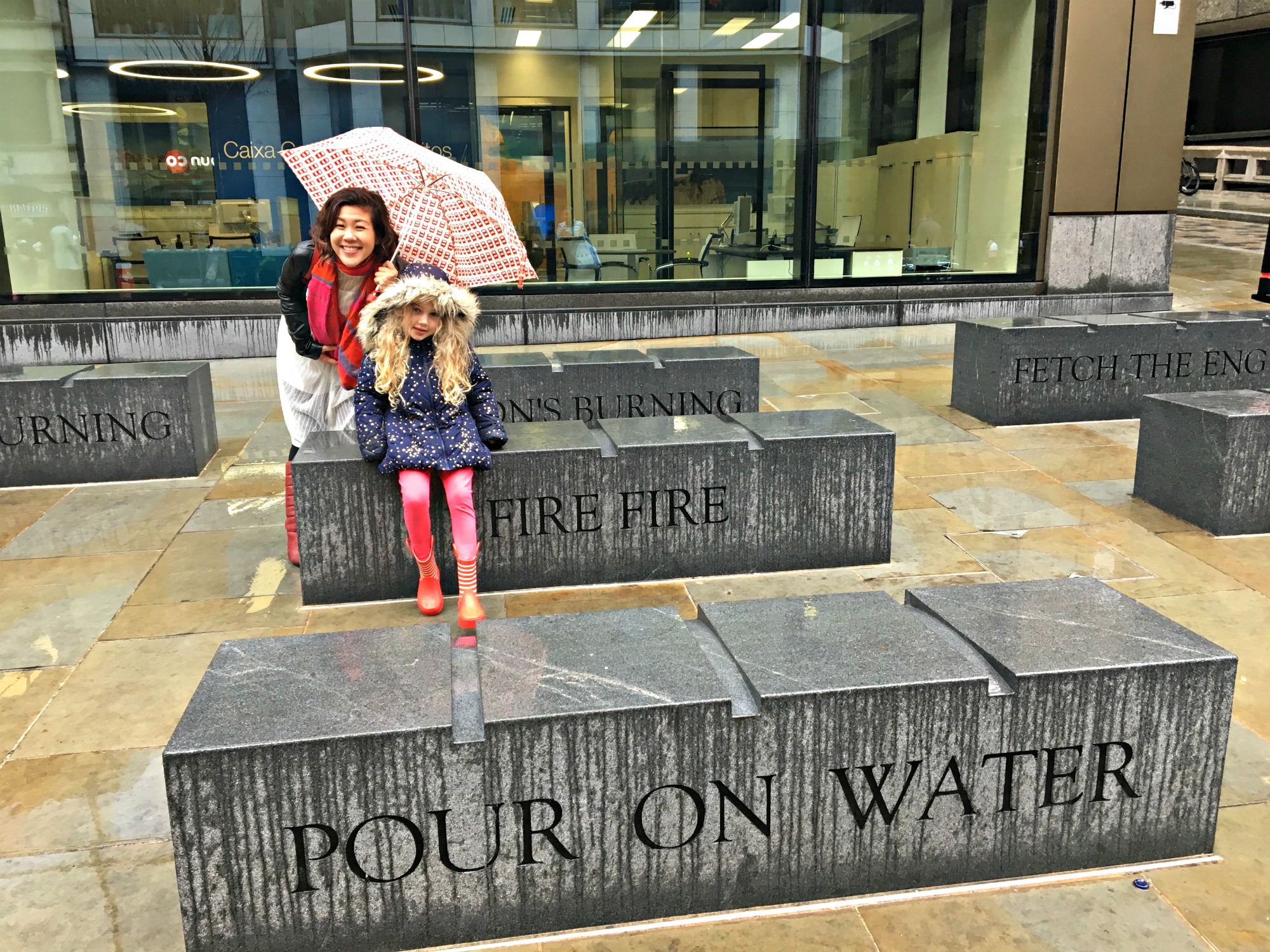 Great Fire of London tour, Fire fire memorial at Monument