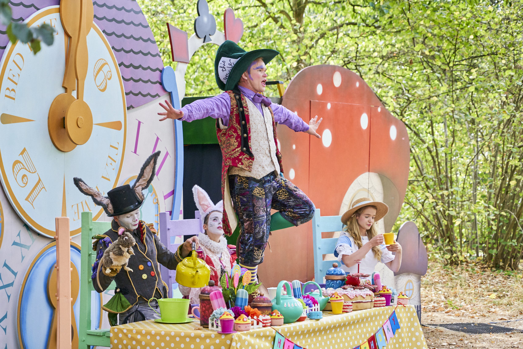 Alice in Wonderland at Kew Gardens: Theatre on Kew