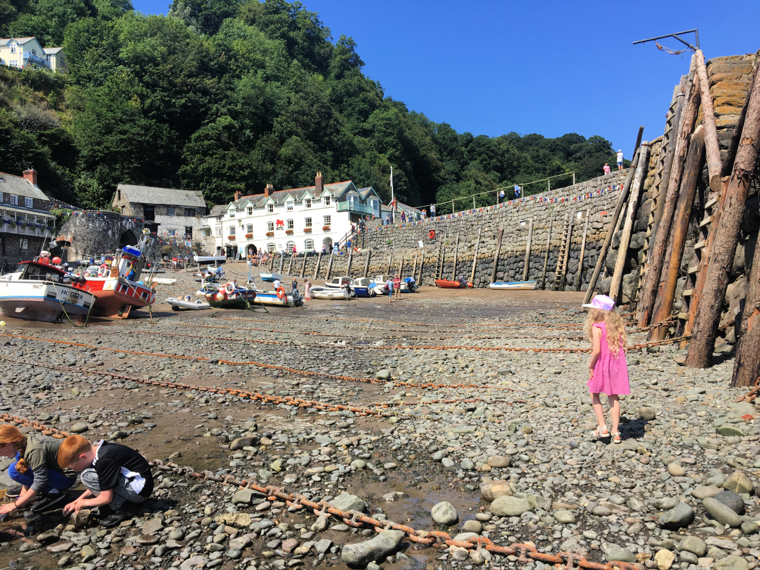 Clovelly Harbour, North Devon with kids